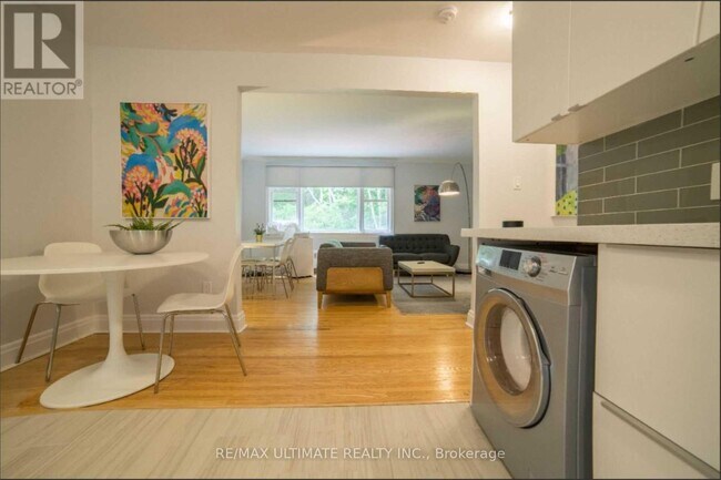 Photo - 230 S Kingsway Unit Apt 8