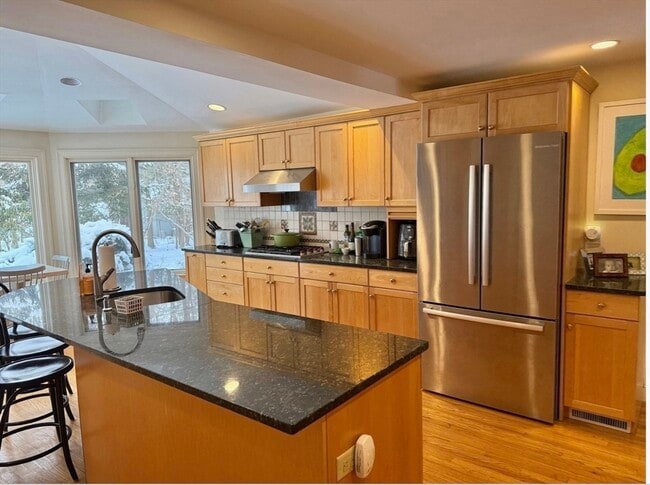 Photo - 124 Pilgrim Rd