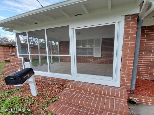 Photo - 3253 Corby St