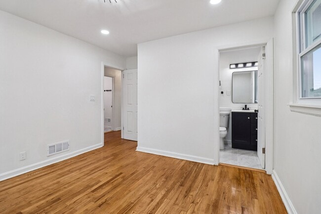 Photo - 3159 Bobolink Dr