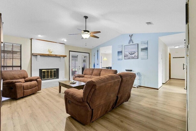 937 Ridgewood Way Unit SI ID1447103P
