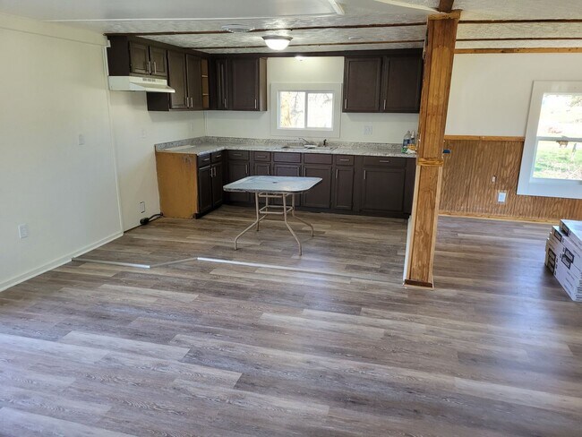 Photo - 3 BR 1 Bath - Complete Interior Remodel!
