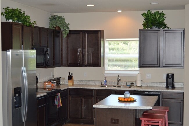 Photo - We are offering a November move-in special...