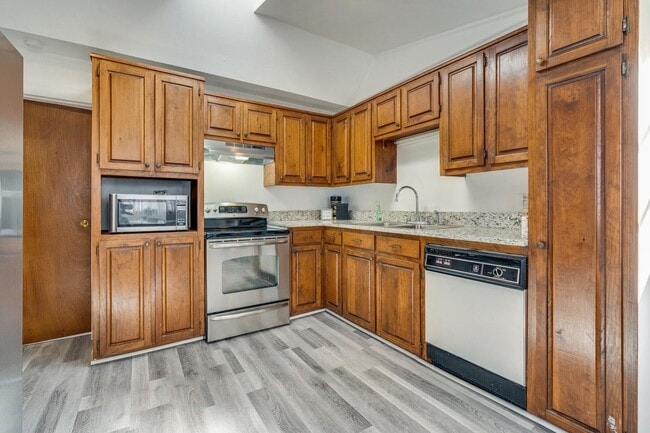 Photo - 123 Lilly St