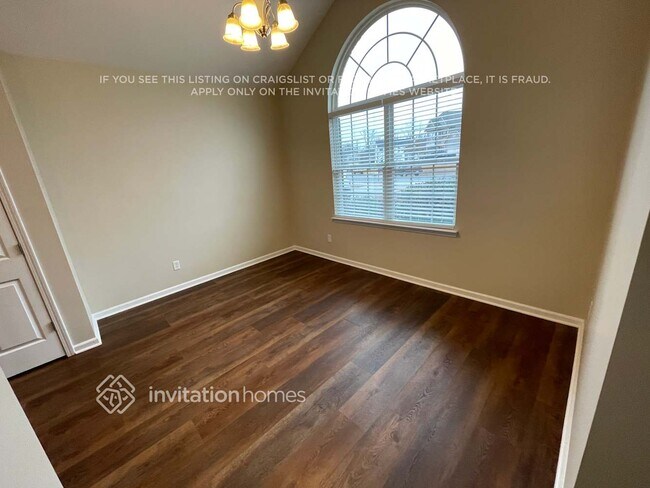 Photo - 2826 Parsifal Ln
