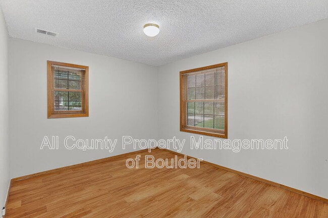 Photo - 2865 Sundown Ln