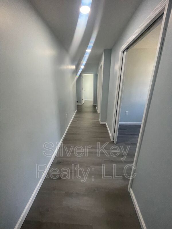 Photo - 154 S Jackson St Condo Unit B