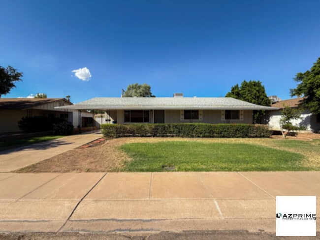Photo - Charming 3/2 Tempe Home - Spacious and Ser...