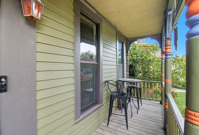 Photo - 1682 Bagley St