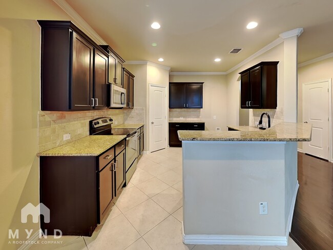 Photo - 5813 Valley Haven Way