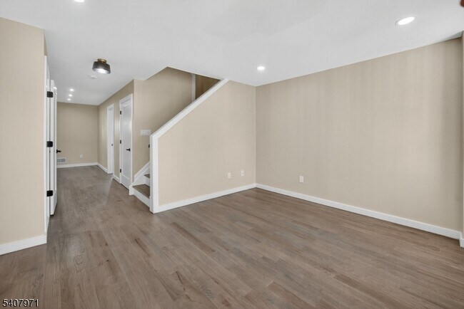 Photo - 414 15th Ave