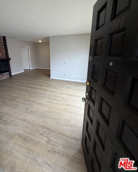 Building Photo - 1818 Kelton Ave Unit 104