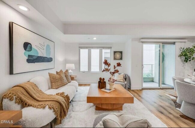 Photo - 239 S Marengo Ave Unit 203