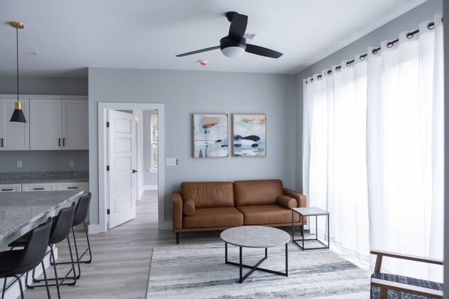 Photo - Tryon Flats Apartments