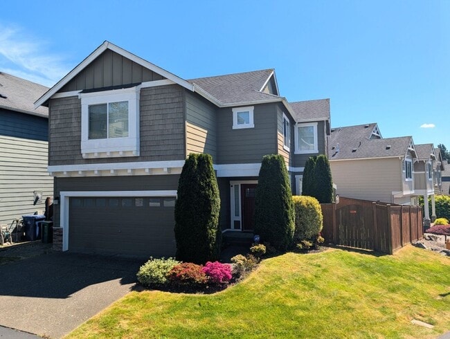 Building Photo - 3Bd/2.5Ba Lynnwood Home