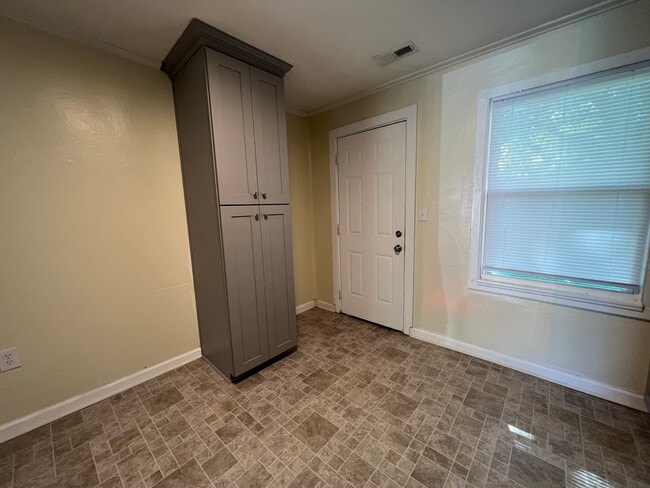 Photo - 49 Carver Cir Unit 49