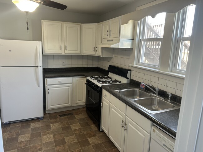 Photo - 2724 Union St Unit #1