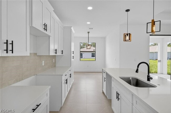 Building Photo - 208 Pembroke St