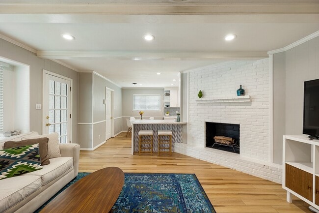 Building Photo - 4411 Deer Lodge Dr Rental