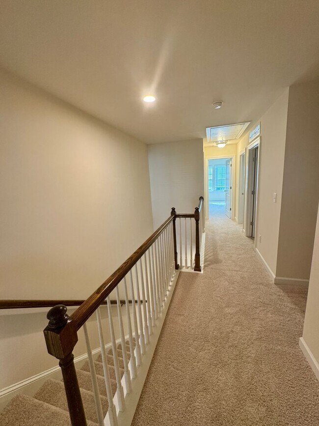 Photo - Beautiful Well Maintained Townhouse in Berewick