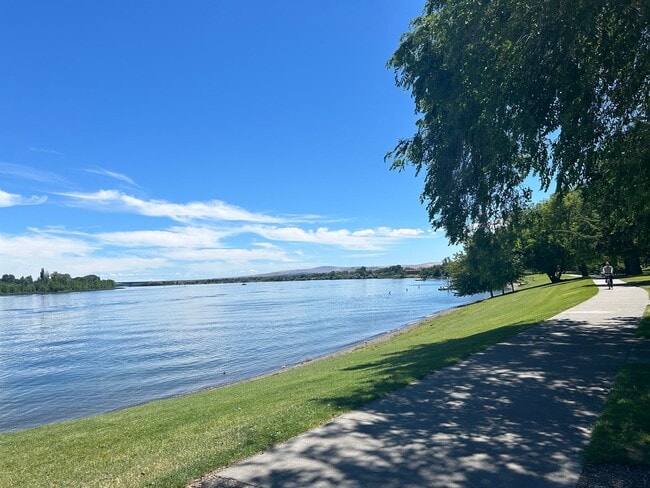 Photo - NEW LISTING In Desirable N. Richland Neighborhood; Walking Distance to Columbia River/Walking Path