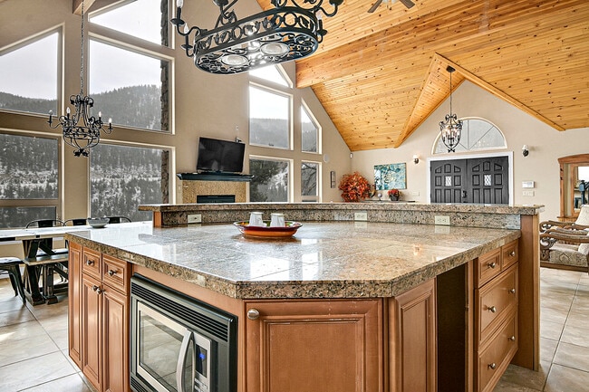 Photo - 11 Sawmill Creek Rd