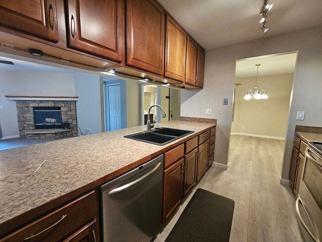 Photo - 12093 W Cross Dr Unit 103
