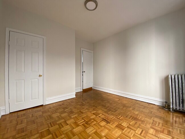 Bedroom - 975 Amsterdam Ave Unit 6