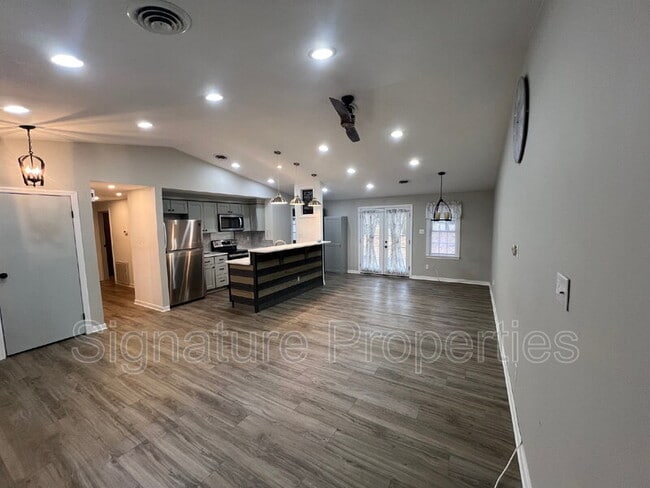 Photo - 6301 Morning Glory Rd