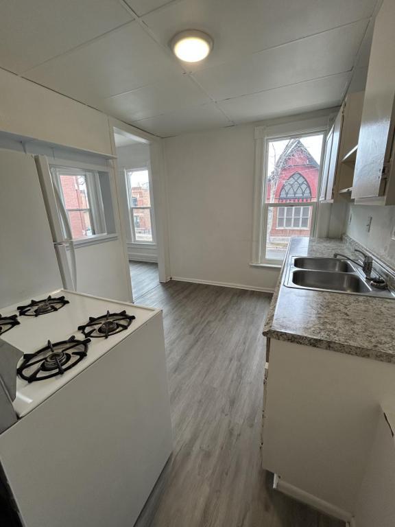 Photo - 129 W 2nd St