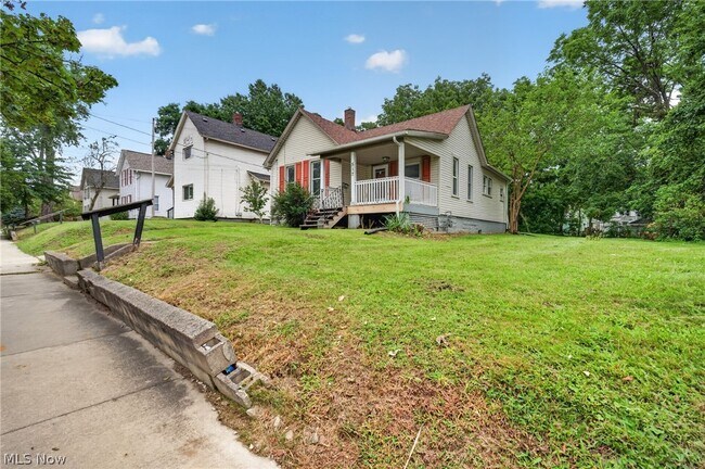 Photo - 517 Brown St