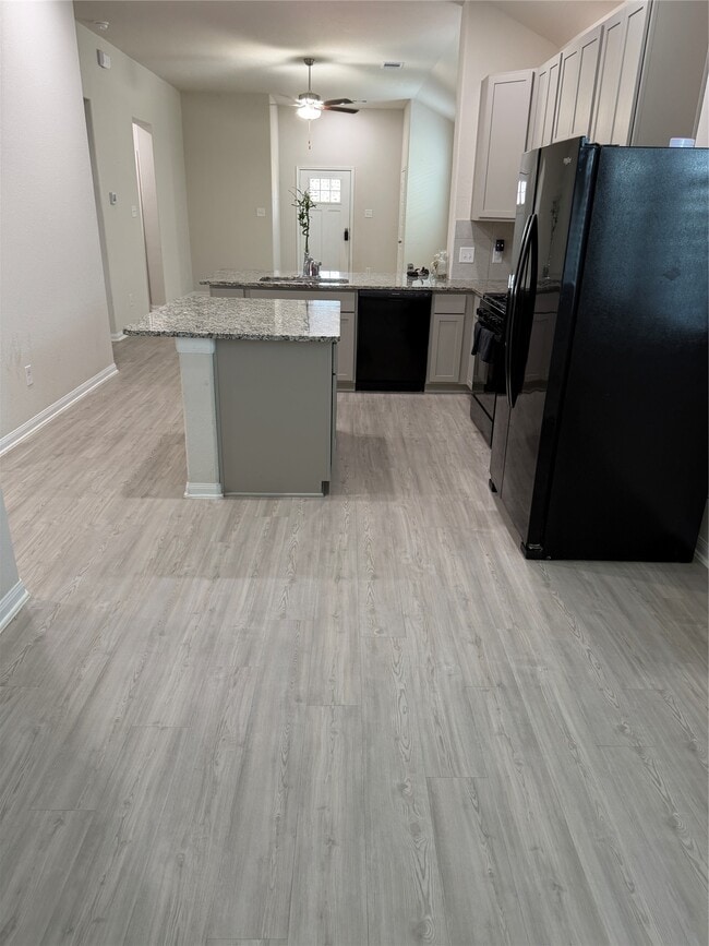 Photo - 3056 Plateau Dr