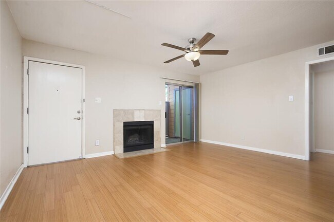 Photo - 3204 Menchaca Rd Unit 105