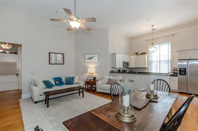 Photo - 12 Elm Street, 2 Unit 2