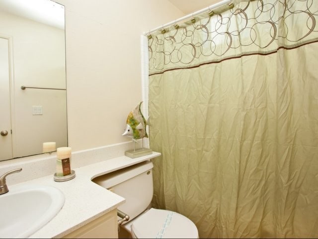 Elan Coco Palms Bathroom