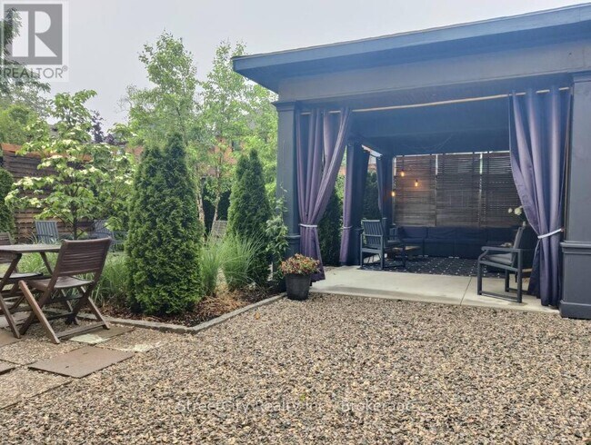 Photo - 184 Brunswick St