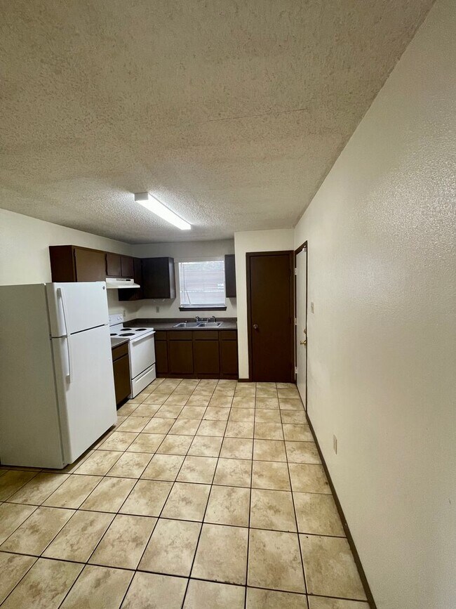 Photo - 2319 Elm Park Dr