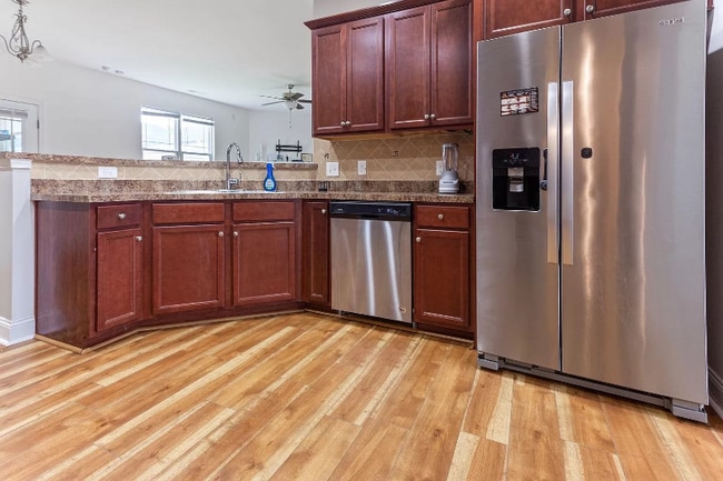 Photo - 2016 Roswell Rd