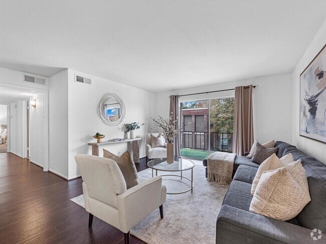 Building Photo - 7575 Katy Fwy Unit 98 Rental