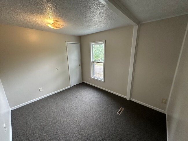 Photo - 1016 E Stockbridge Ave Unidad 2