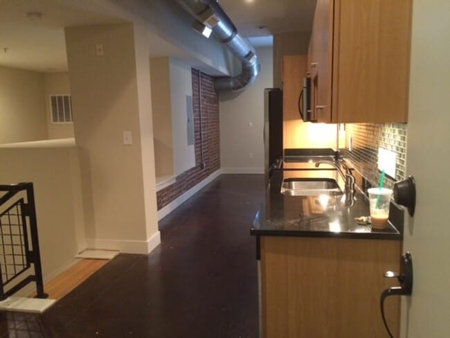 Montgomery Square Apartments