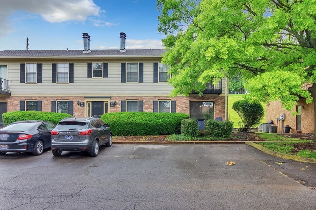Photo - 764 Fox Ridge Dr