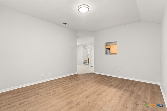 Photo - 1404 Chips Dr