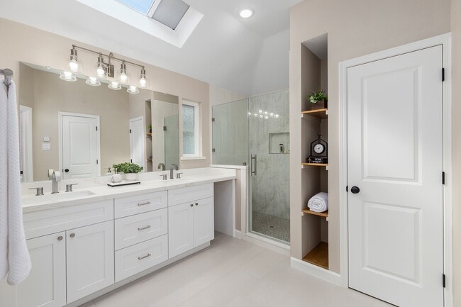 Photo - 2826 Creek Manor Dr