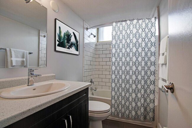 Photo - 65 Speedvale Ave