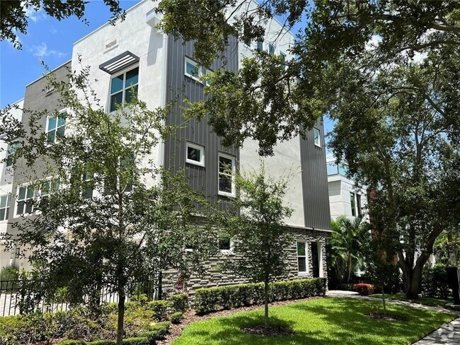 Building Photo - 105 5th Ave N Rental