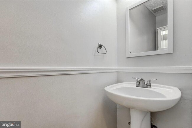 Photo - 7014 Chestnut Brook Ct