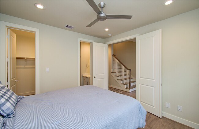 Photo - 5205 Allen St Unidad F