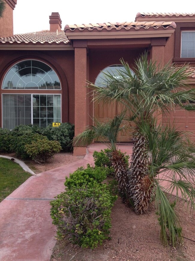 2457 Antler Point Dr