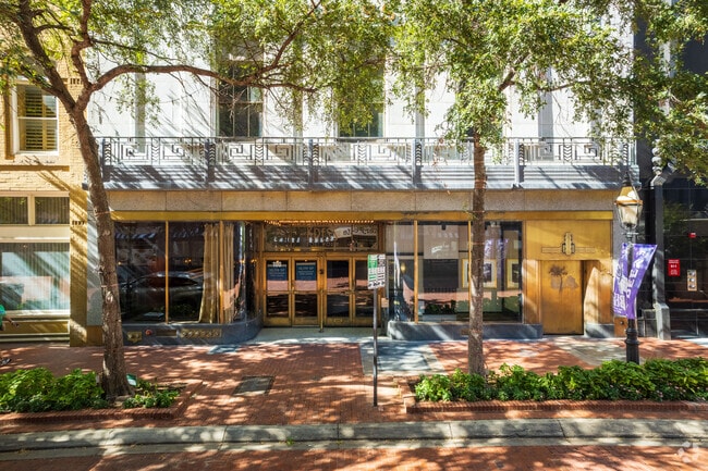 Photo - The Kress Building